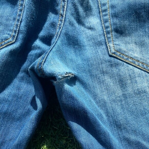 R13 Women's Boyfriend Low Rise Jeans in Faded Blue, Size 24 - Picture 5 of 10